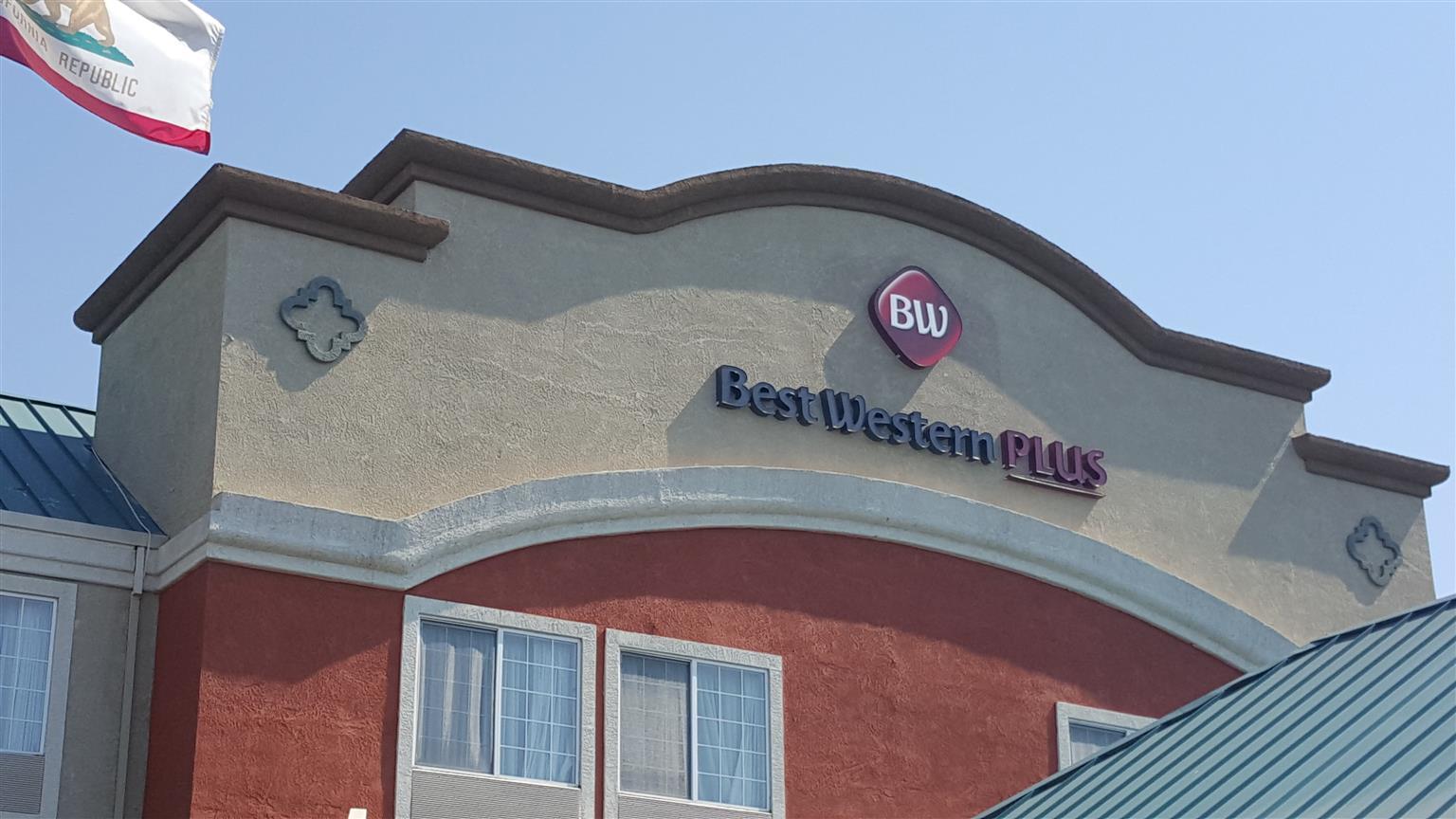 Best Western Airport Inn & Suites Oakland Buitenkant foto
