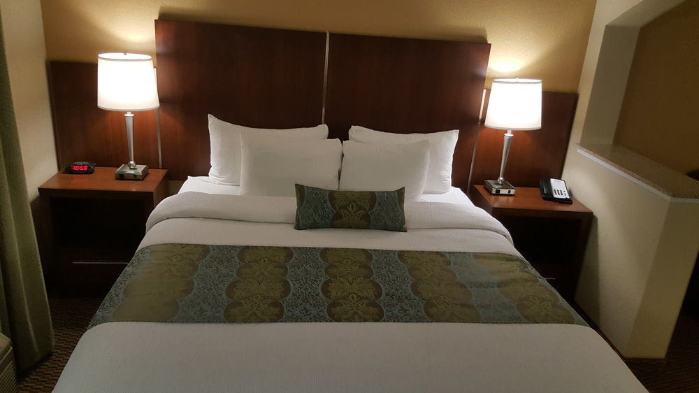 Best Western Airport Inn & Suites Oakland Buitenkant foto